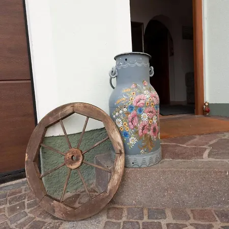 In Tyrol In An Attractive Area Apartament *